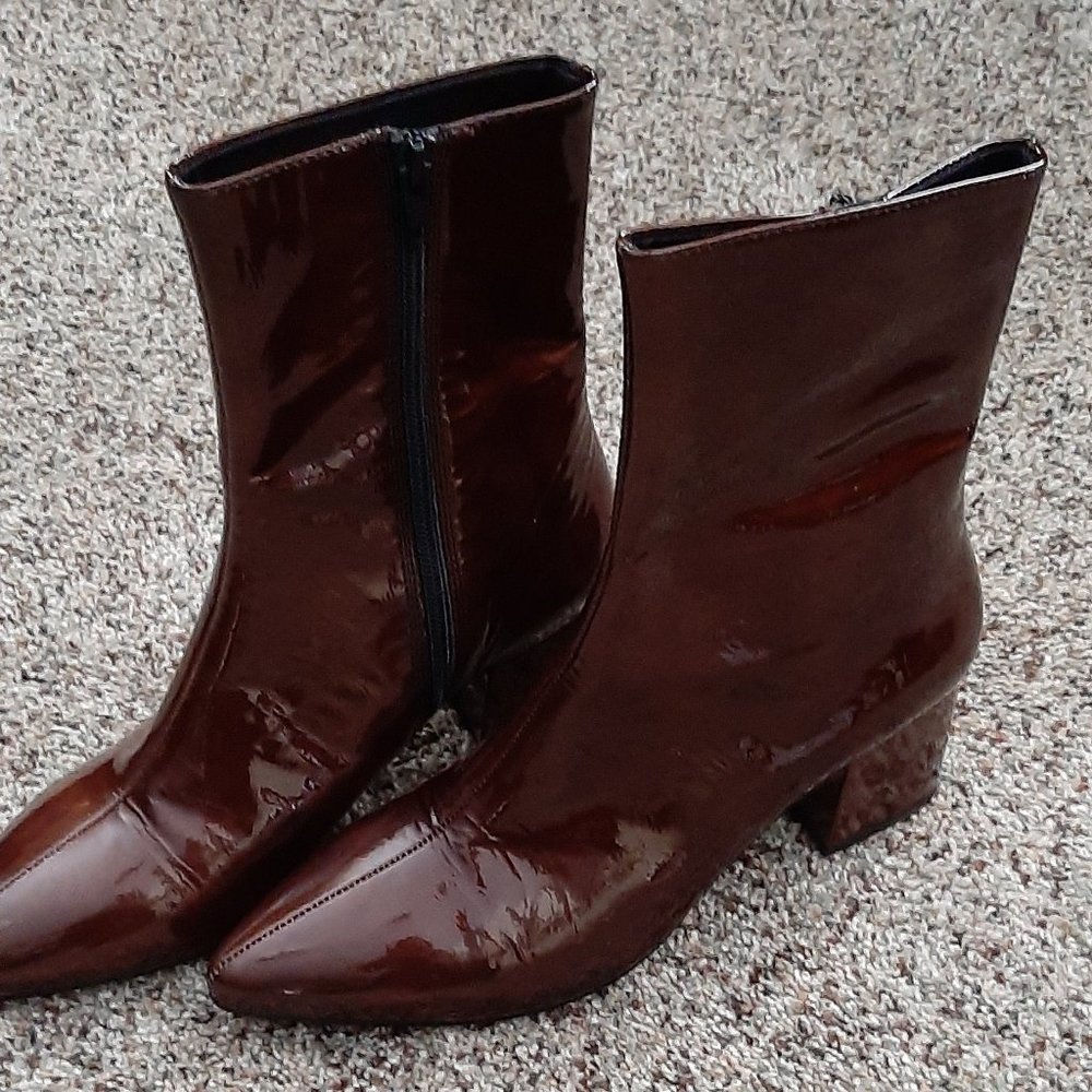 Women's glossy patent leather Vagabond boots, brown, EU size 39, US 8, UK 6
